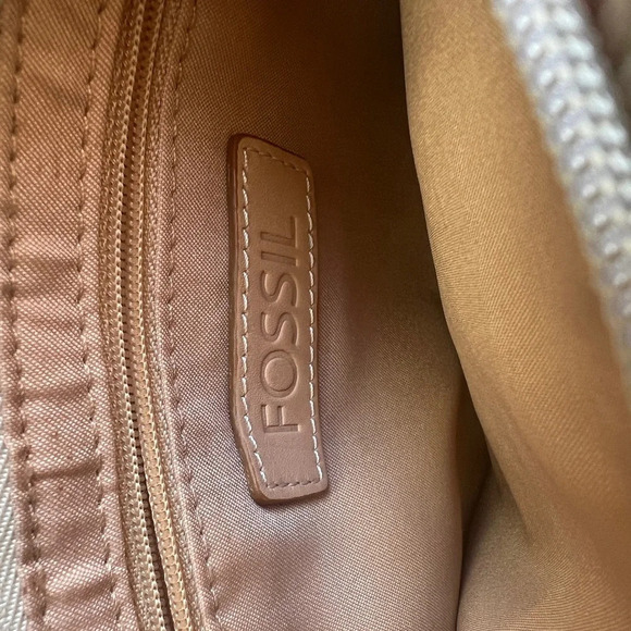 Fossil Multicolor Pastel Signature Canvas Crossbody Bag NWOT - Picture 7 of 10